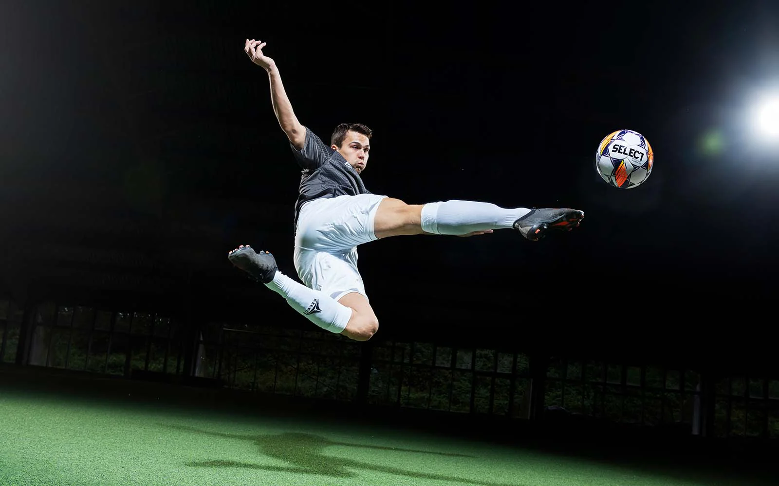 更强调了后 更强调了后